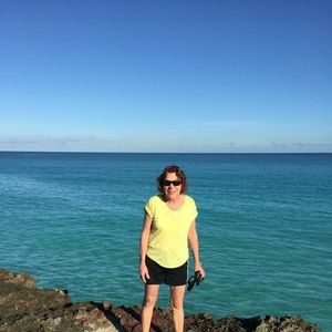 Meet your Posher, Isabel